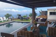 A LOUER MAISON MEUBLEE F5 DE 200 M2 AVEC PISCINE ET JACUZZI A PITON ST LEU