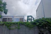 A LOUER bureau container sur un terrain de 200 m2 sur Saint-Gilles Les Hauts &agrave; 900 euros!