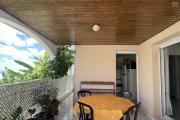 &Agrave; VENDRE &ndash; Maison F6 de 144 m&sup2; &ndash; BOIS DE N&Egrave;FLES SAINTE-CLOTILDE - varangue 1er &eacute;tage