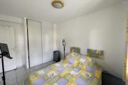 &Agrave; VENDRE &ndash; Maison F6 de 144 m&sup2; &ndash; BOIS DE N&Egrave;FLES SAINTE-CLOTILDE - chambre 1, 2 i&egrave;me &eacute;tage