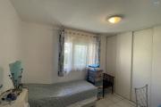 &Agrave; VENDRE &ndash; Maison F6 de 144 m&sup2; &ndash; BOIS DE N&Egrave;FLES SAINTE-CLOTILDE - chambre RDC 2
