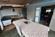 Grande maison s&eacute;par&eacute;e en deux (F3 et un F5) implant&eacute;e sur 913 m&sup2; de terrain avec vue imprenable mer et montagne.