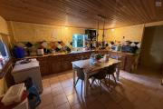 Grande maison s&eacute;par&eacute;e en deux (F3 et un F5) implant&eacute;e sur 913 m&sup2; de terrain avec vue imprenable mer et montagne.