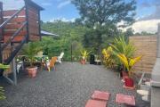 A louer jolie villa de type F3 meublée dans un quartier calme.