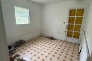 A vendre maison créole type T3/T4 + local commercial bien situé loué