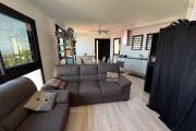 Bel appartement T3 en RDC avec magnifique vue mer et montagne proche centre ville