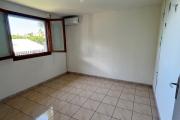A vendre spacieuse maison T/7 à Saint Denis- La Montagne