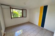 A vendre spacieuse maison T/7 à Saint Denis- La Montagne