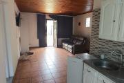 Ensemble immobilier T3 + T2 sur terrain de 572 m² avec piscine Saint Louis - PIÉCE DE VIE T2