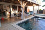 A VENDRE MAISON F4 DE 180 M2 DE SURFACE AVEC PISCINE ET VUE MER A ST LEU