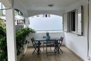 Une jolie maisonnette F2 meublée de 51m2 à Terre-Sainte ile de la Réunion