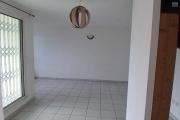 A LOUER appartement de type F3 au BERNICA &agrave; SAINT-GILLES LES HAUTS