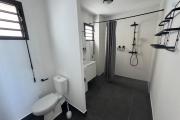 A louer studios neufs pour étudiants , MEUBLE ET EQUIPE, haut de gamme le tampon centre ville