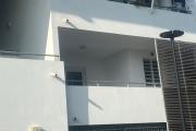 A louer appartement de type T4 dans une petite r&eacute;sidence proche &eacute;cole et petite vue mer