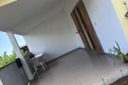 A LOUER Maison de type F2 sur SAINT-GILLES LES HAUTS &agrave; 700 euros!!