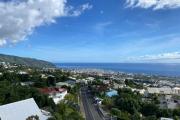 A Vendre bel appartement de type F2 r&eacute;sidence Le Coeur de L'Oc&eacute;an avec une tr&egrave;s jolie vue sur la mer et la montagne &agrave; BDN Sainte Clotilde.