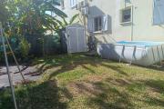 A vendre appartement 3 chambres avec jardin de 200 m2 à la Ravine des Cabris