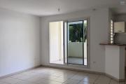A louer bel appartement F2 sur la r&eacute;sidence COQUELICOTS 1 &agrave; Sainte Clotilde.