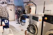 A VENDRE | Pressing & Laverie – Une activité essentielle avec clientèle fidèle à Saint-Gilles les Bains | 58 500€