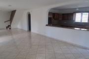 A VENDRE charmante maison de type F4 sur 634 m2 de terrain &agrave; SAINT-GILLES LES HAUTS