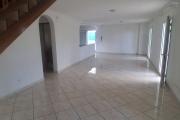 A VENDRE charmante maison de type F4 sur 634 m2 de terrain &agrave; SAINT-GILLES LES HAUTS