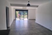A LOUER Bel appartement F3 de 76,35 m2 sur SAINT-GILLES LES HAUTS à 900,00 euros !!!