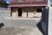 À LOUER – Maison Duplex F5 – Bagatelle