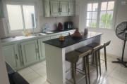 A louer villa F4 mitoyenne sur ETANG SALE LES BAINS.