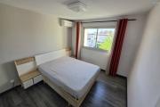Superbe appartement T5 duplex de 124m2 entièrement refait à neuf et vendu meublé à Sainte Clotilde