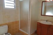 A vendre bel appartement de type F2 dans r&eacute;sidence avec piscine les 400 le Tampon