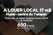 &Agrave; LOUER &ndash; Local professionnel 17 m&sup2; &agrave; 650&euro; / mois EDF & SUDEAU Inclus &ndash; Centre-ville du Tampon
