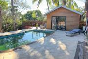 Villa de charme avec dépendance piscine et jacuzzi -Saint Paul - bungalow 1