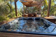 Villa de charme avec dépendance piscine et jacuzzi -Saint Paul