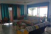 A VENDRE MAISON F3 DE PLAIN PIED DE 174 M2 DE SURFACE AVEC VUE MER A L'ETANG ST LEU