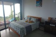 A VENDRE MAISON F3 DE PLAIN PIED DE 174 M2 DE SURFACE AVEC VUE MER A L'ETANG ST LEU