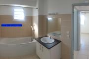 Bel appartement T2 de 54,65 m2 avec vue mer et montagne - SDB