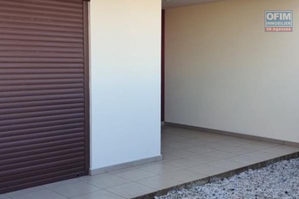 A louer une villa moderne F4 au bord de mer de Terre-Sainte Saint-Pierre à l'île de la réunion