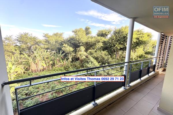 A Vendre appartement de 2 chambres avec parking privatif &agrave; Beaulieu - Saint Benoit